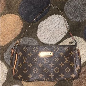 2018 Louis Vuitton Mila bag